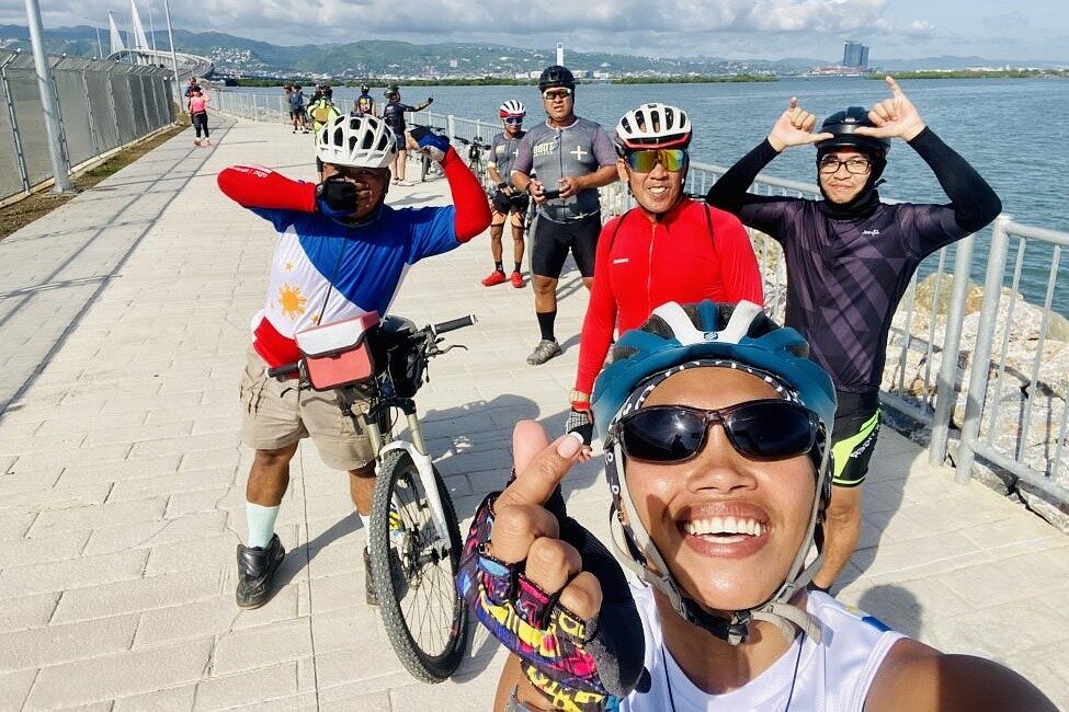 Island hopping cycling in the Philippines 13 Days
